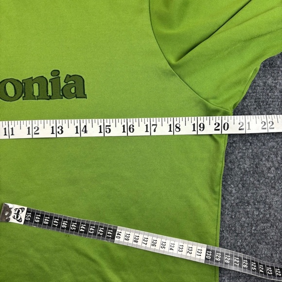 PATAGONIA Mens Green Short Sleeve Athletic Logo Shirt size: Medium - Picture 9 of 10